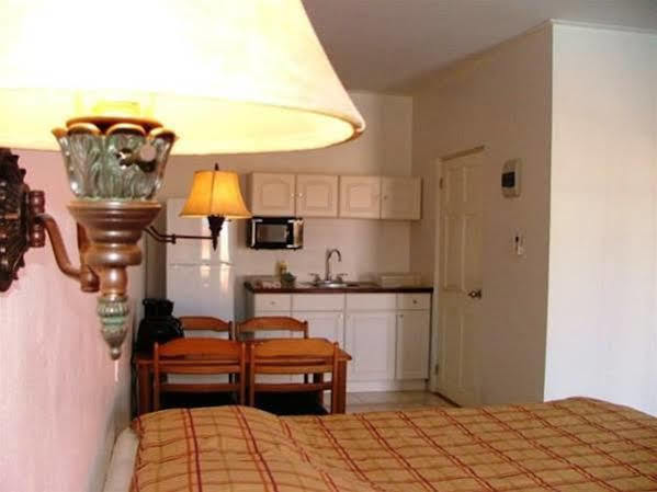 Hotel North Resort Paramaribo Bagian luar foto